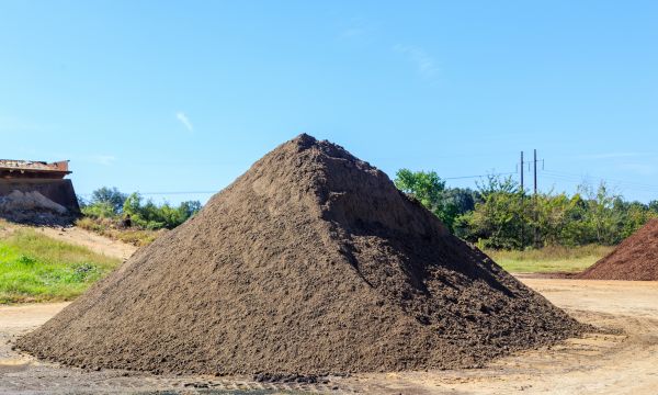 Black Dirt Delivery in Green Bay