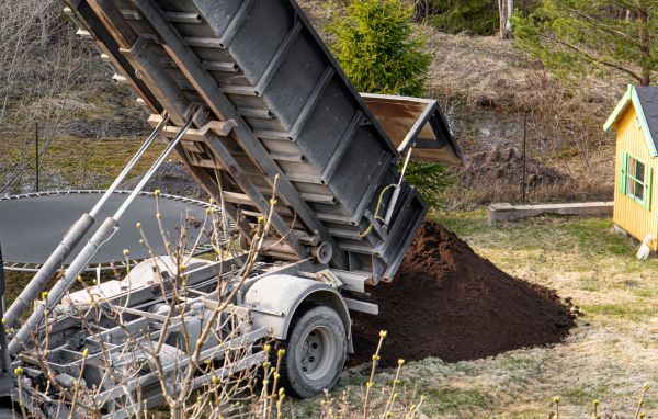 Yard Soil Delivery in Green Bay